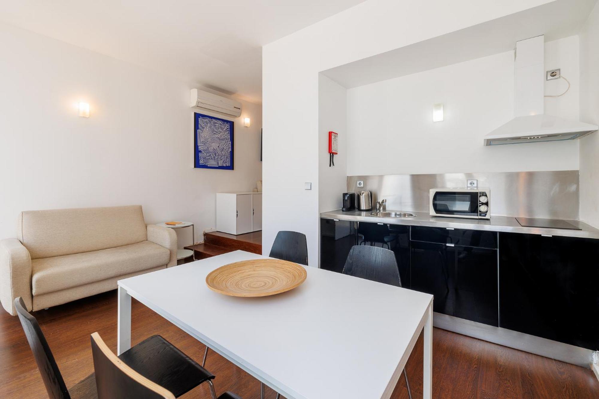 Fine Arts Studios By Olala Homes Porto Luaran gambar