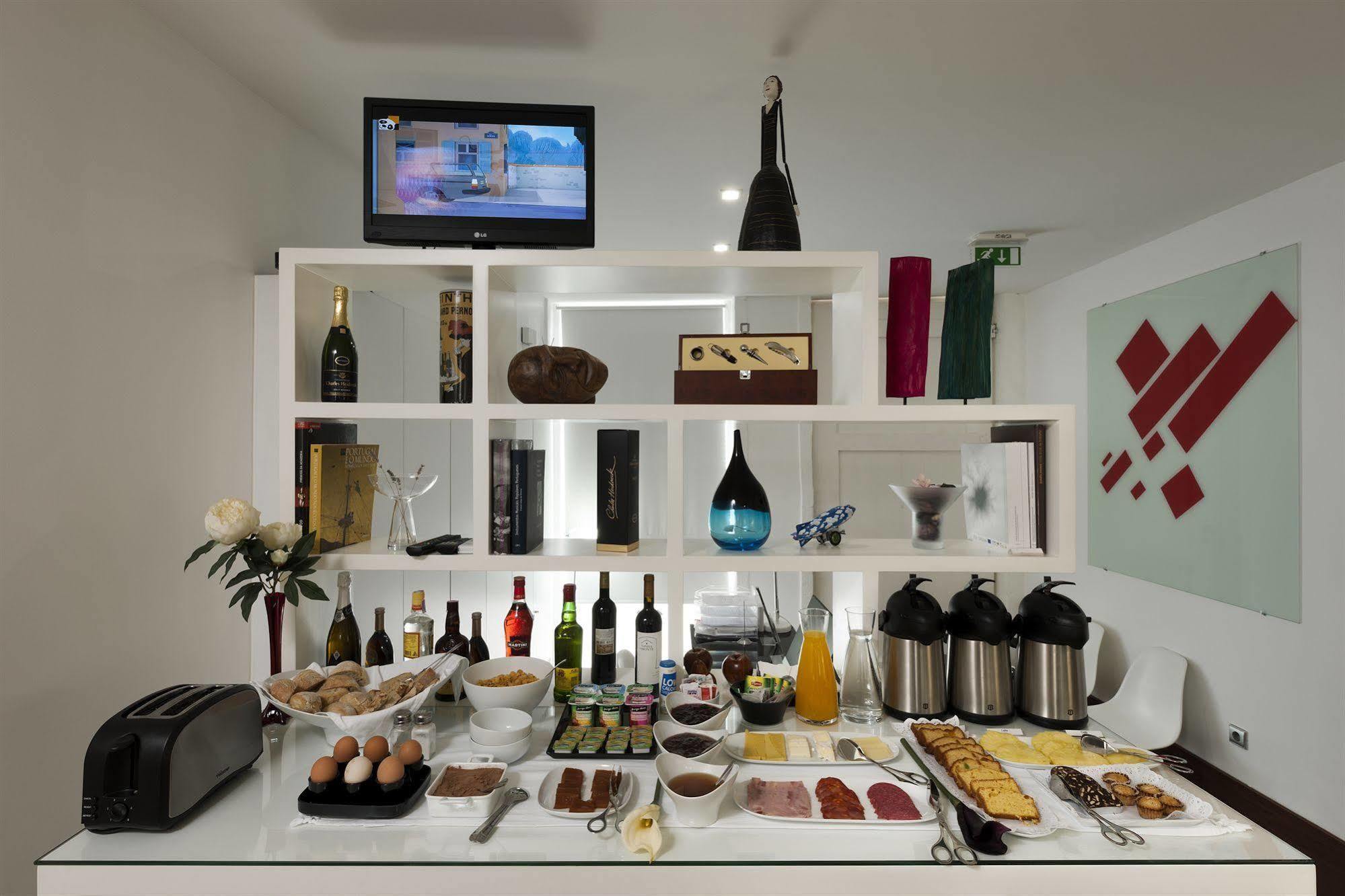 Fine Arts Studios By Olala Homes Porto Luaran gambar