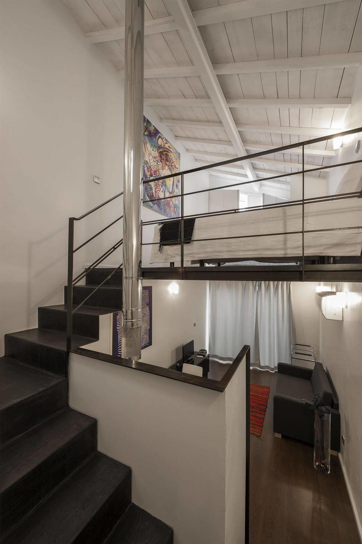 Fine Arts Studios By Olala Homes Porto Luaran gambar